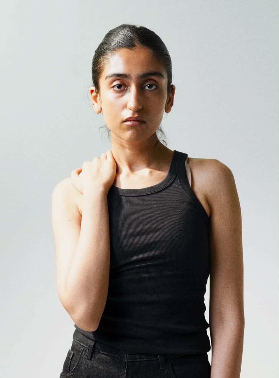 Mouli - Root Artists Model