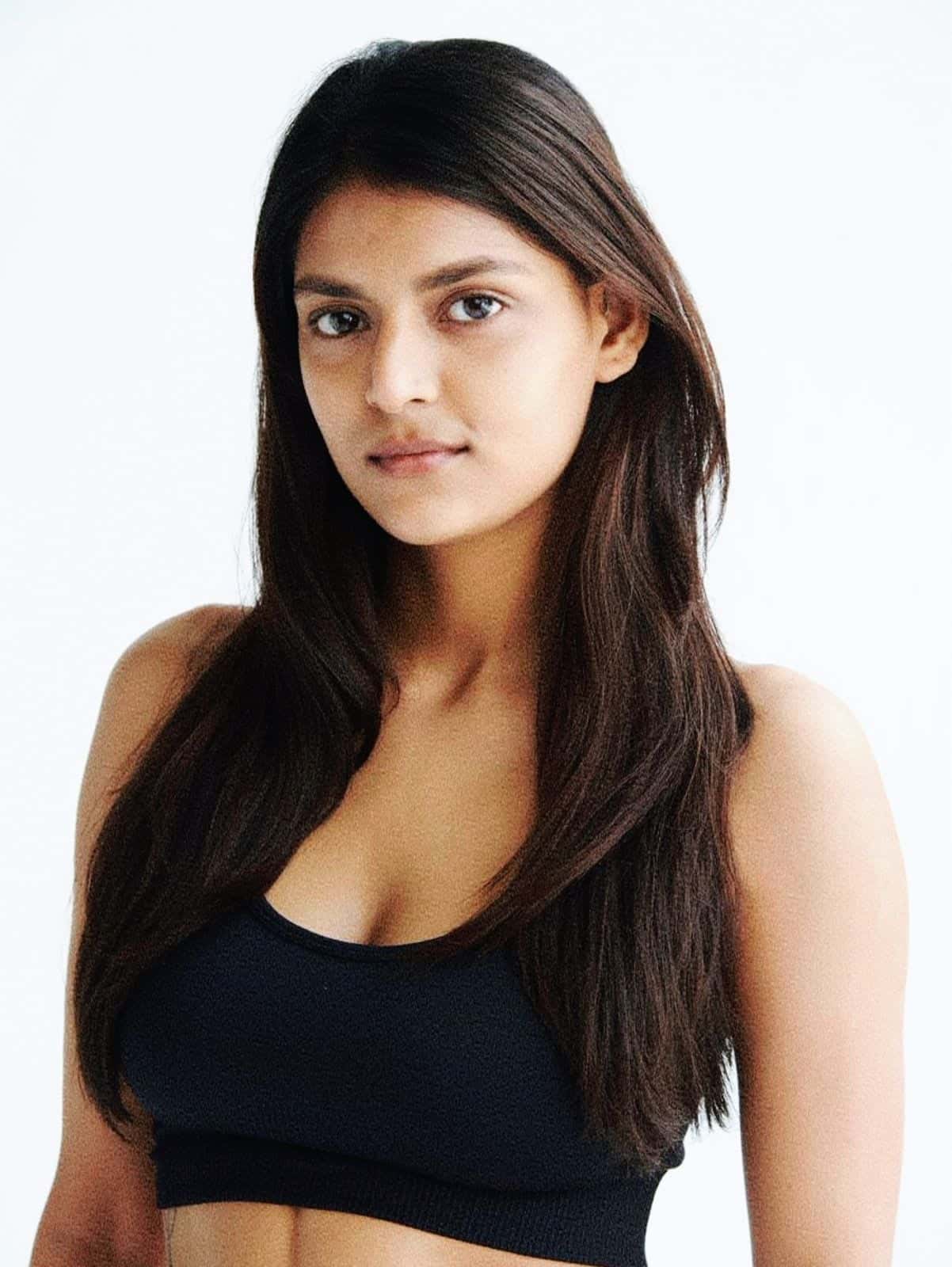 Vamika - Root Artists Model